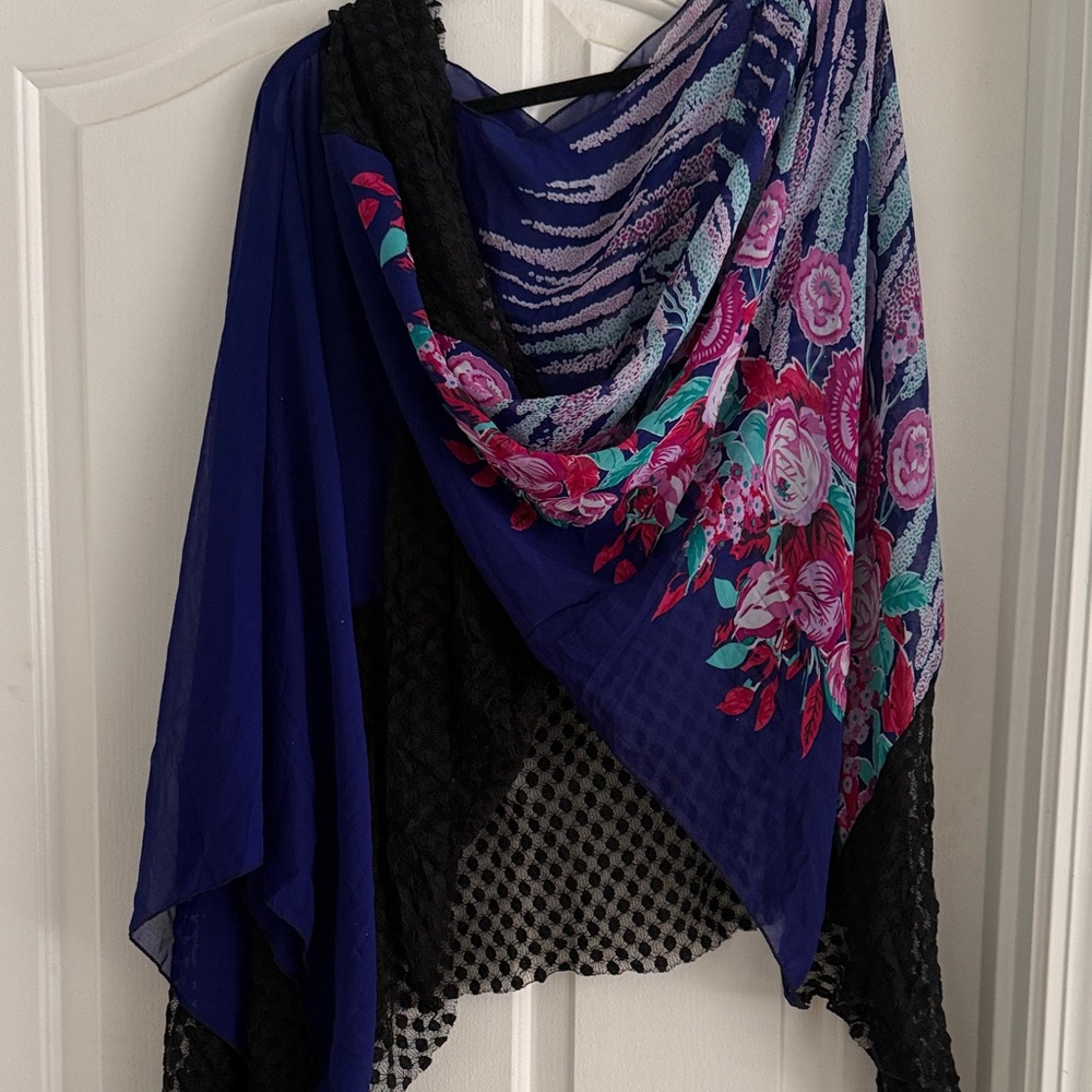Floral Navy & Black Sheer Scarf/Shawl